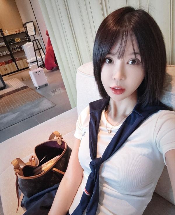 福田反差感大胸萝莉-买色网