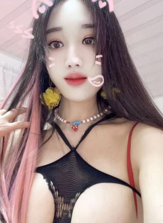 武汉大胸大长腿骚老师-买色网