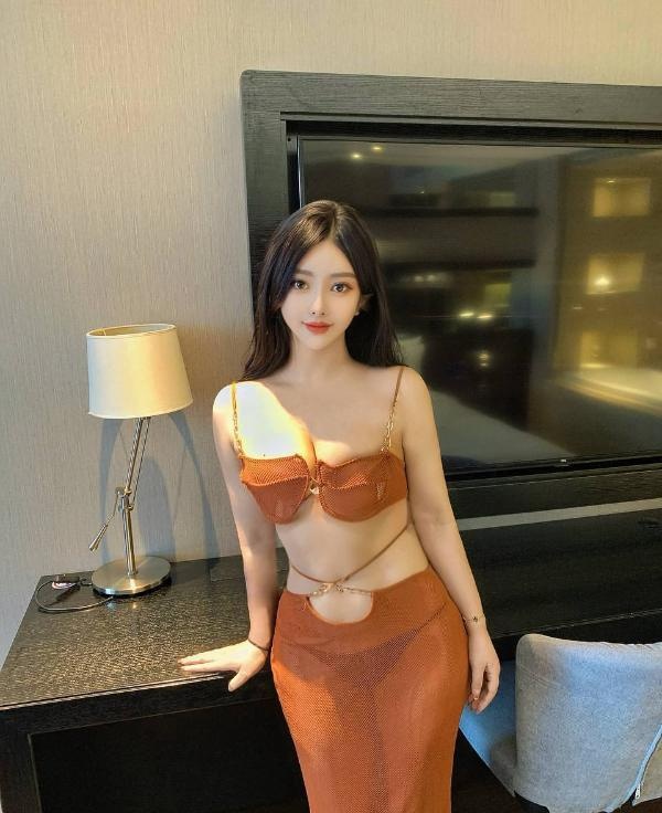 娇嫩欲滴颜值女友老师-买色网