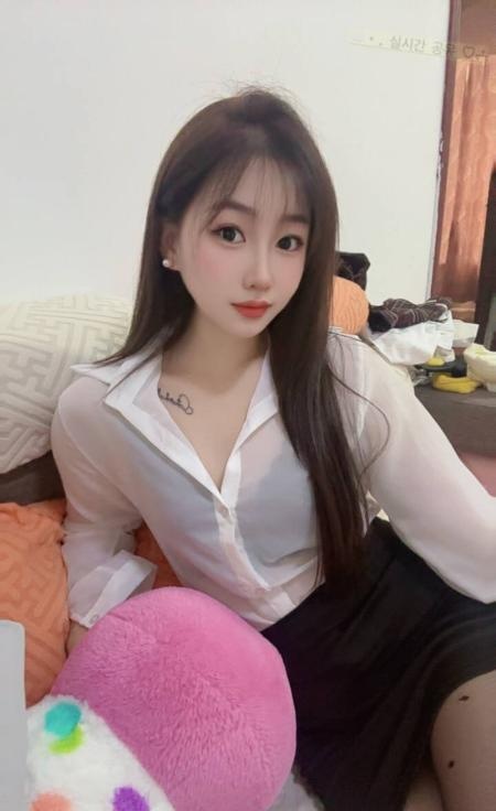 武侯肤白女友感涵涵-买色网