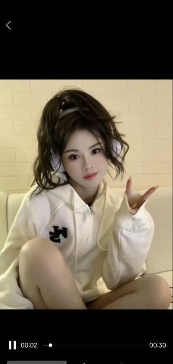 会跳舞的小姐姐-买色网