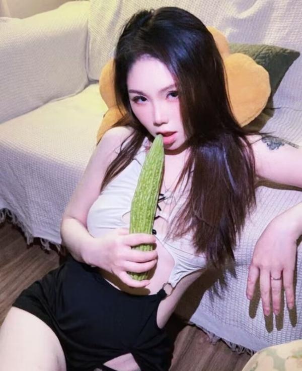 瑶瑶小姐姐回归-买色网