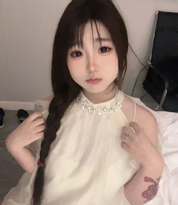 wt三点粉白虎嫩妹-买色网