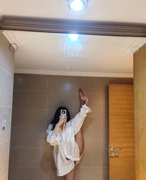 高挑性感长腿颜值妹子-买色网