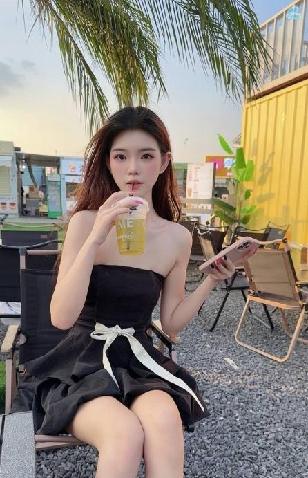 长腿肤白颜值嫩妹-买色网