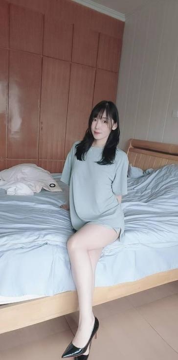 新北气质长腿妹子-品茶社