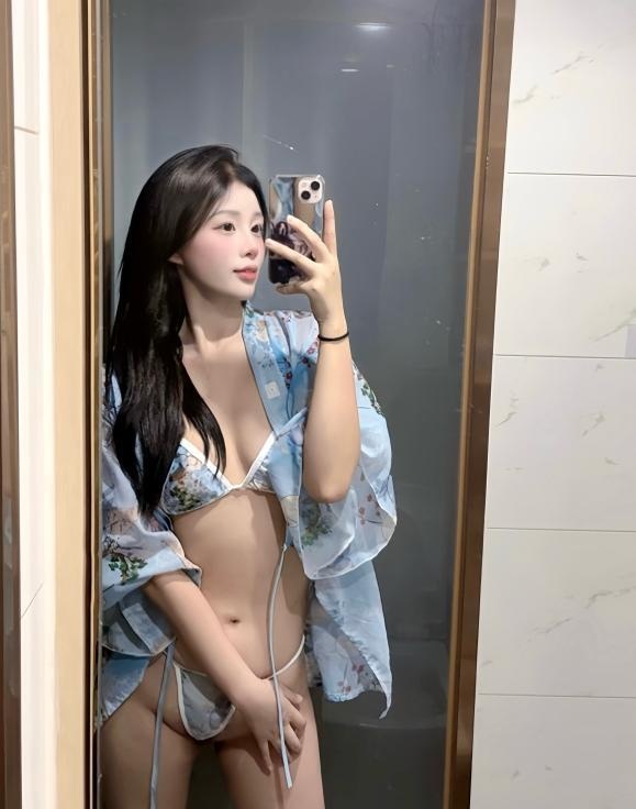 性感美女阿初-买色网