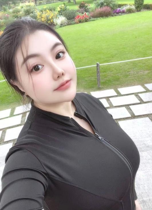 九亭巨乳大g奶昔-买色网