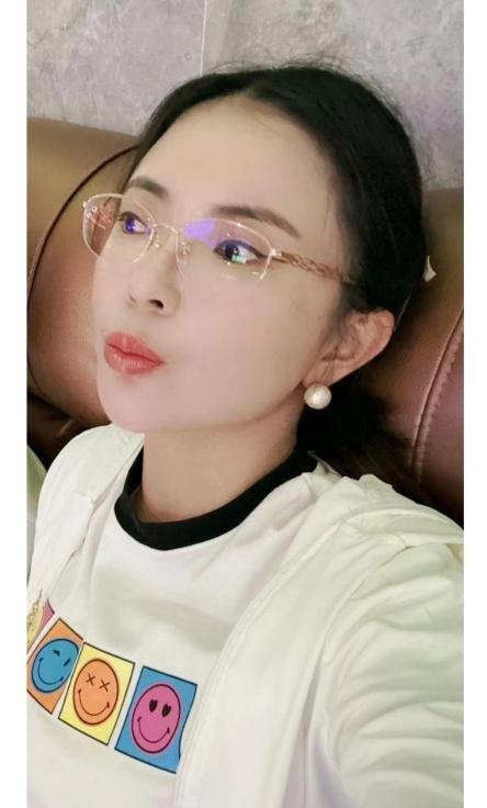 双飞眼镜儿妹妹和闺蜜-品茶社