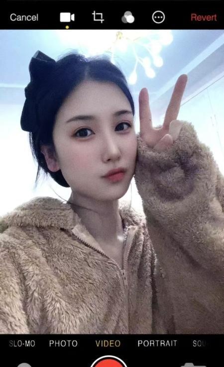 颜值外语老师-买色网