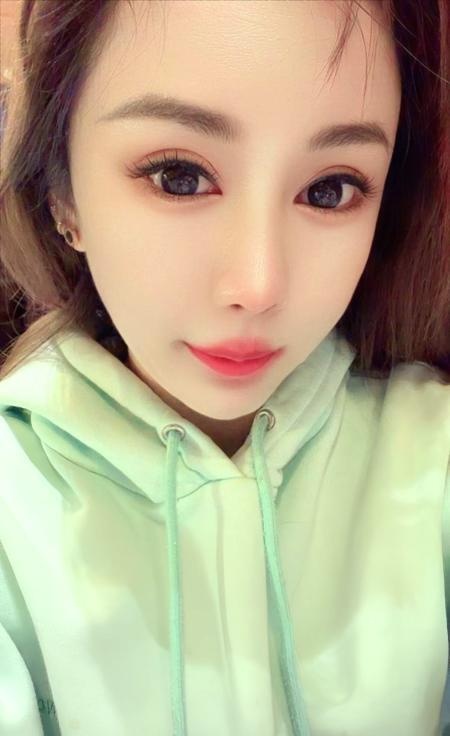 丰满巨乳少妇蕾姐-买色网