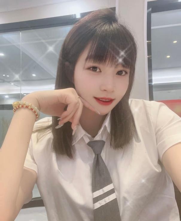 河东性感御姐萱儿-买色网