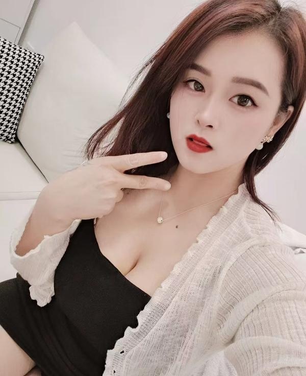 罗湖丰满圆润黑丝温妮-买色网