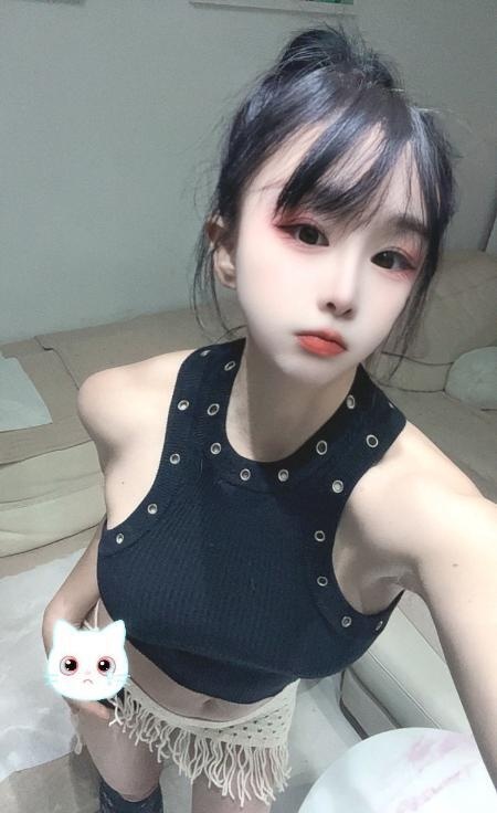 园区百变小奶牛-品茶社
