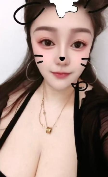 气质大胸小姐姐-买色网