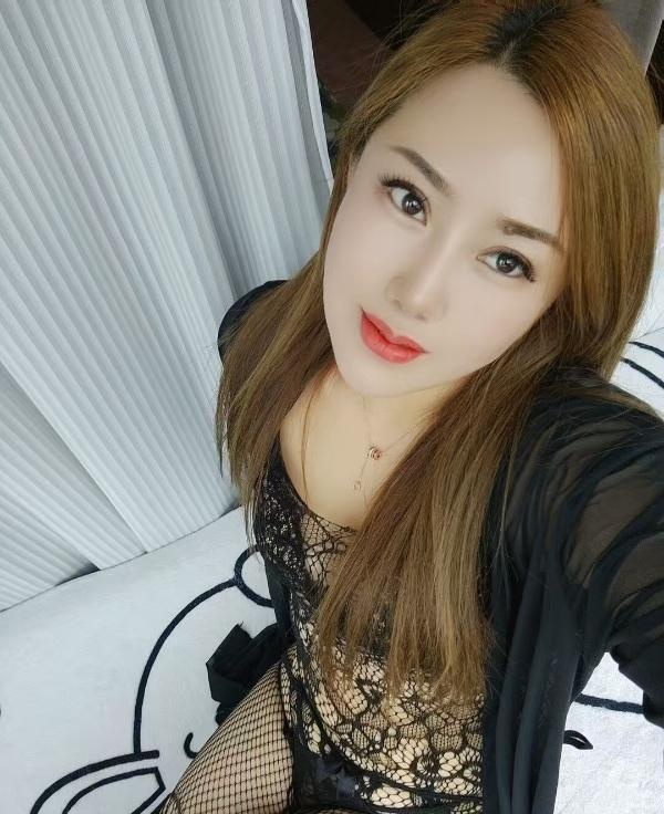 黑丝皇后-品茶社