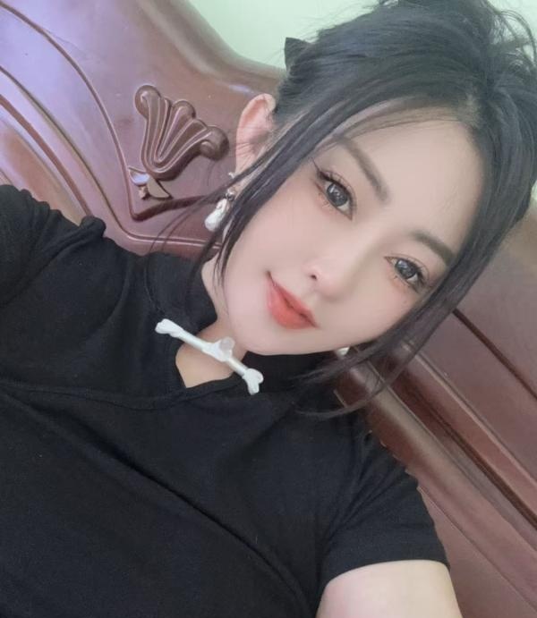 河东护士兼职妞妞-买色网