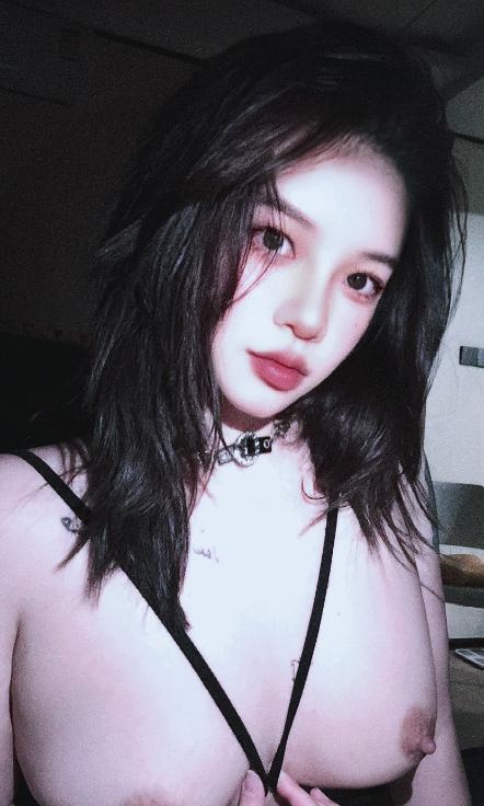秦淮巨乳翘臀猫咪老师-买色网
