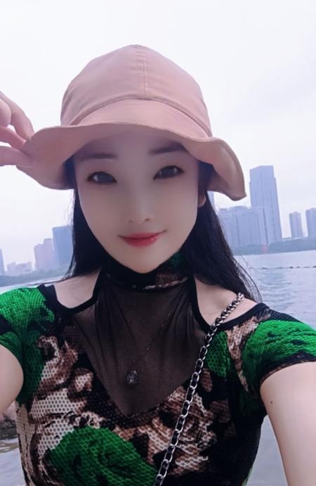 蜀山辣妹子-买色网