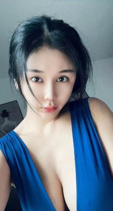 诱人美臀女神丝丝-买色网