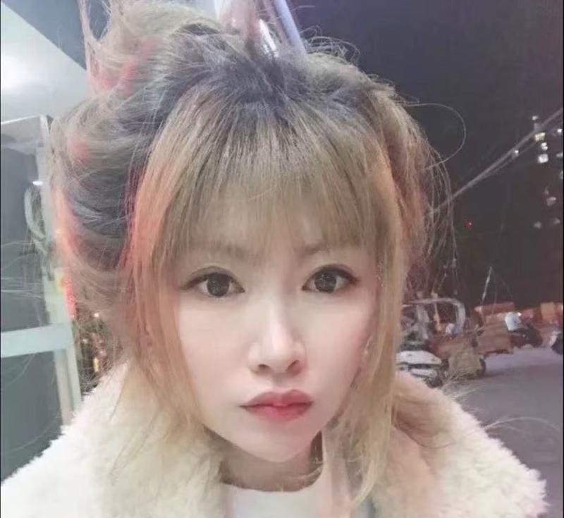 长腿兼职美熟女-买色网