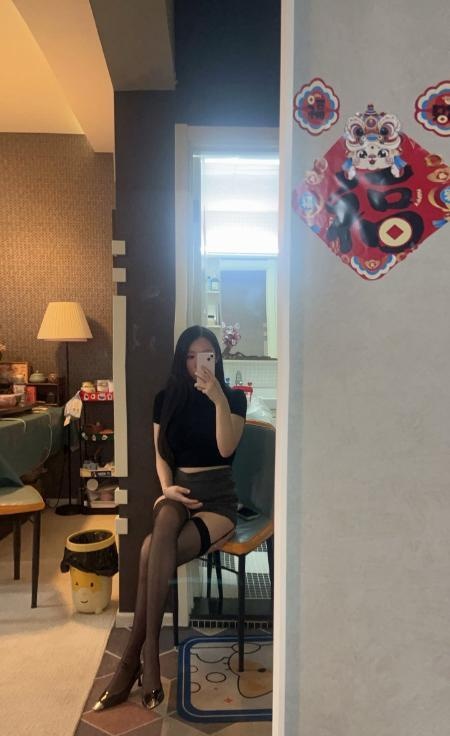 完美身材长腿颜值老师-买色网