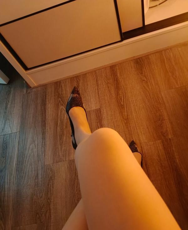 大胸少妇-买色网