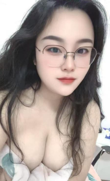 浦东漂亮奶子眼镜妹-买色网