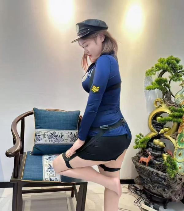 喜欢穿制服的妹妹-买色网
