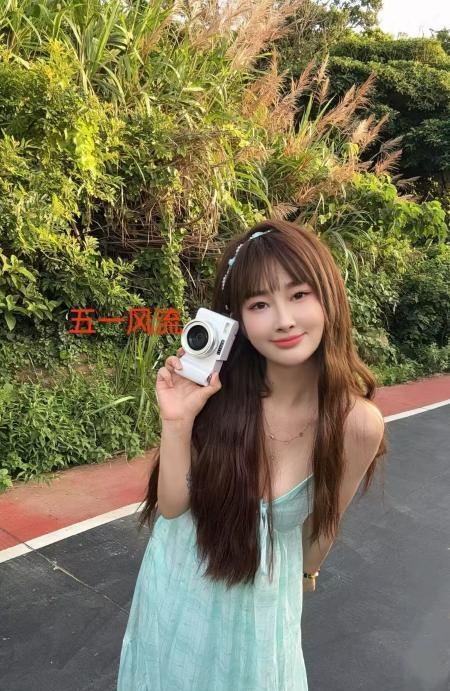 美女小妮子-买色网