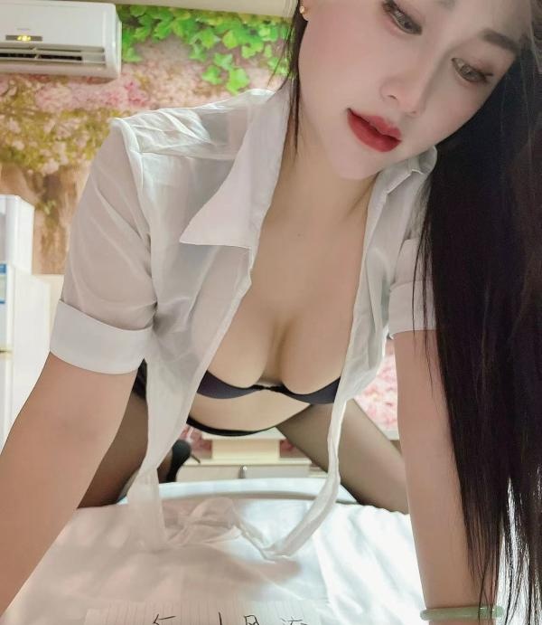 大胸服务控老师-买色网