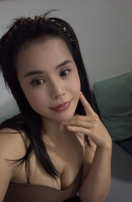 轻熟服务型性感少妇-买色网