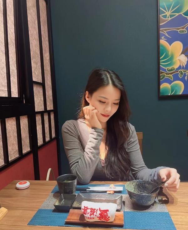 大奶丰臀静静-买色网