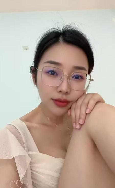极品多汁美乳可欣-品茶社