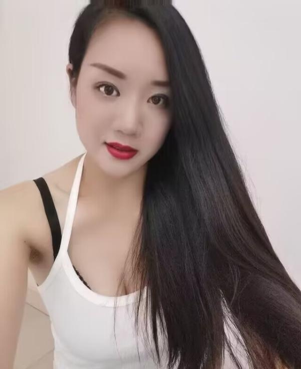 小骚妇泡泡-买色网