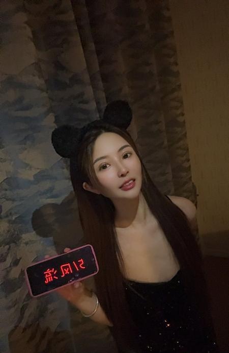 上城美腿翘臀浪骚货-买色网
