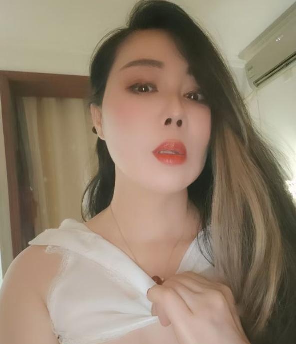 风骚角色扮演妈妈-买色网