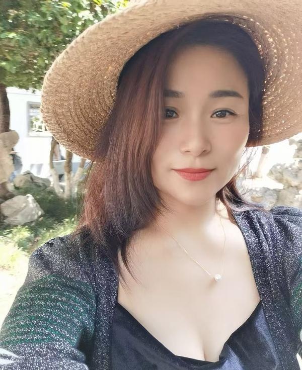 建邺风情老板娘-品茶社