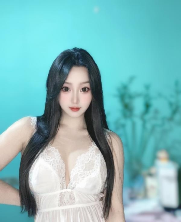 西湖美乳月月-品茶社