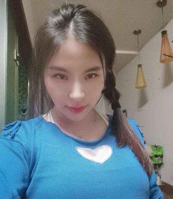 汉口火车站娇小女人-买色网