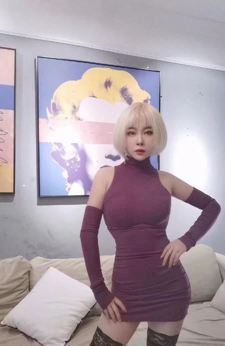 风骚型短发妹子-买色网