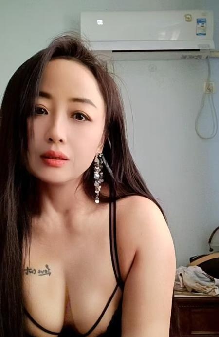 洪山少妇佳佳-买色网