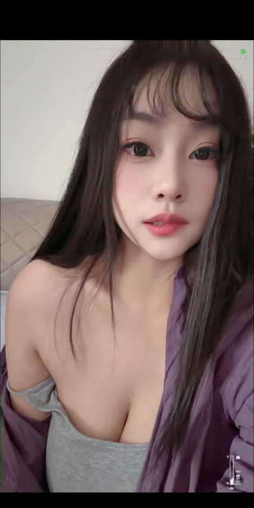 甜美胸大的伊伊-买色网