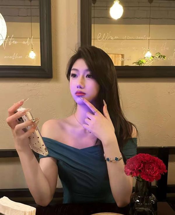 青浦服务控小丸子-买色网