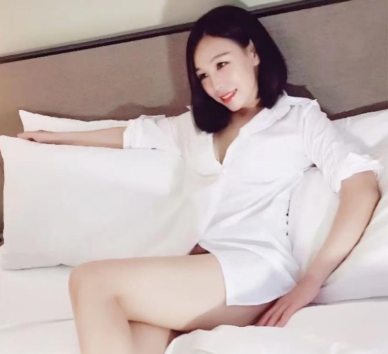 静安轻熟服务陈老师-买色网