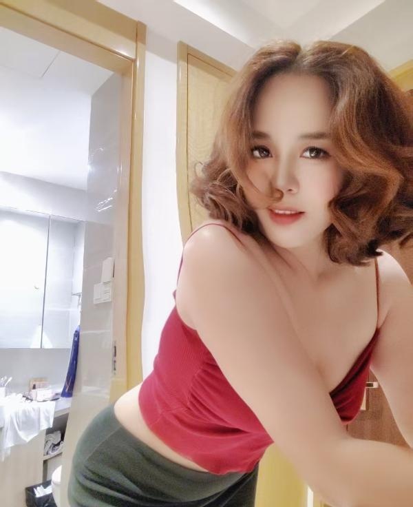 夹b小骚妇七喜-买色网