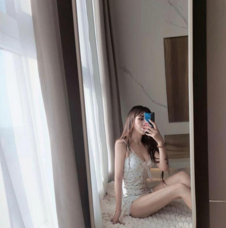风骚水嫩美少女-买色网