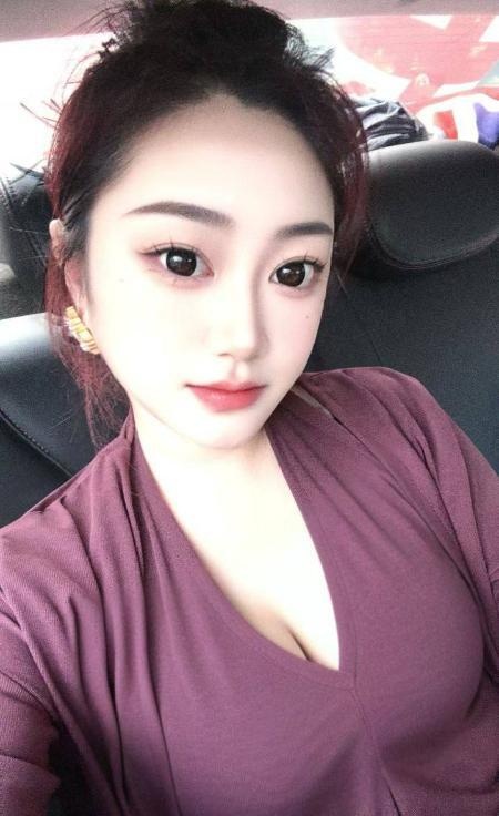 集美大胸欲女杉杉-买色网