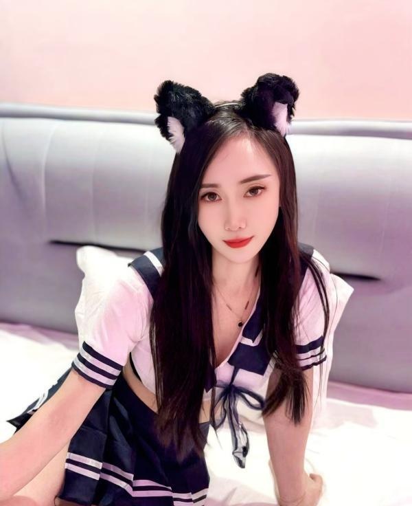 萧山蜜臀御姐佩佩-买色网