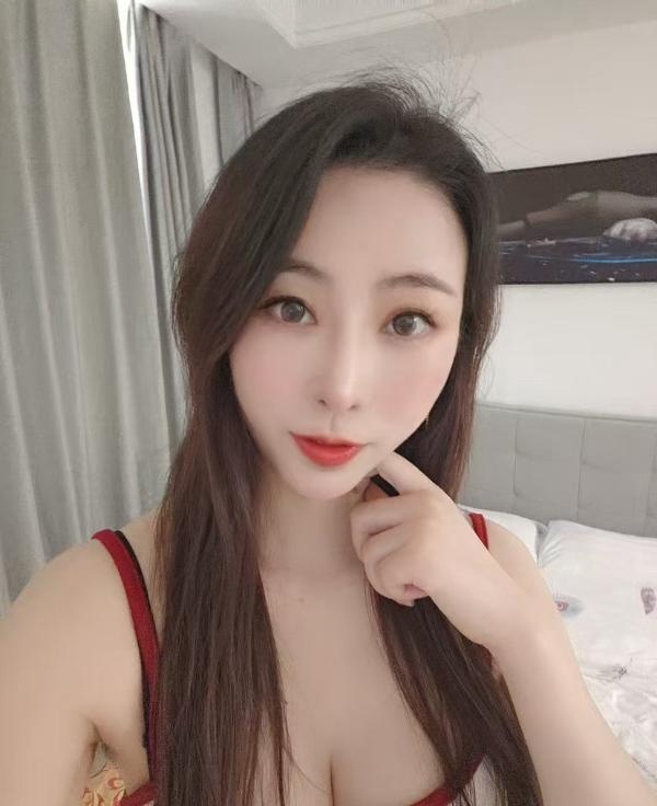 雨花大胸小姐姐-买色网